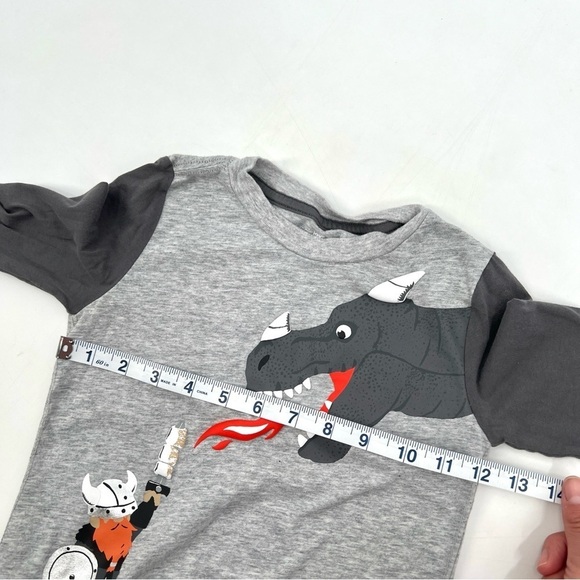 BUNDLE of Boys Clothes: 2 Long Sleeve Tops + 1 Sweatshorts Size 3T - Picture 14 of 14